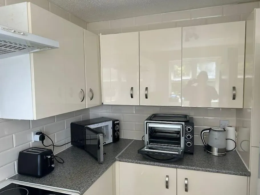 Spacious Two Bedrooms Dagenham United Kingdom